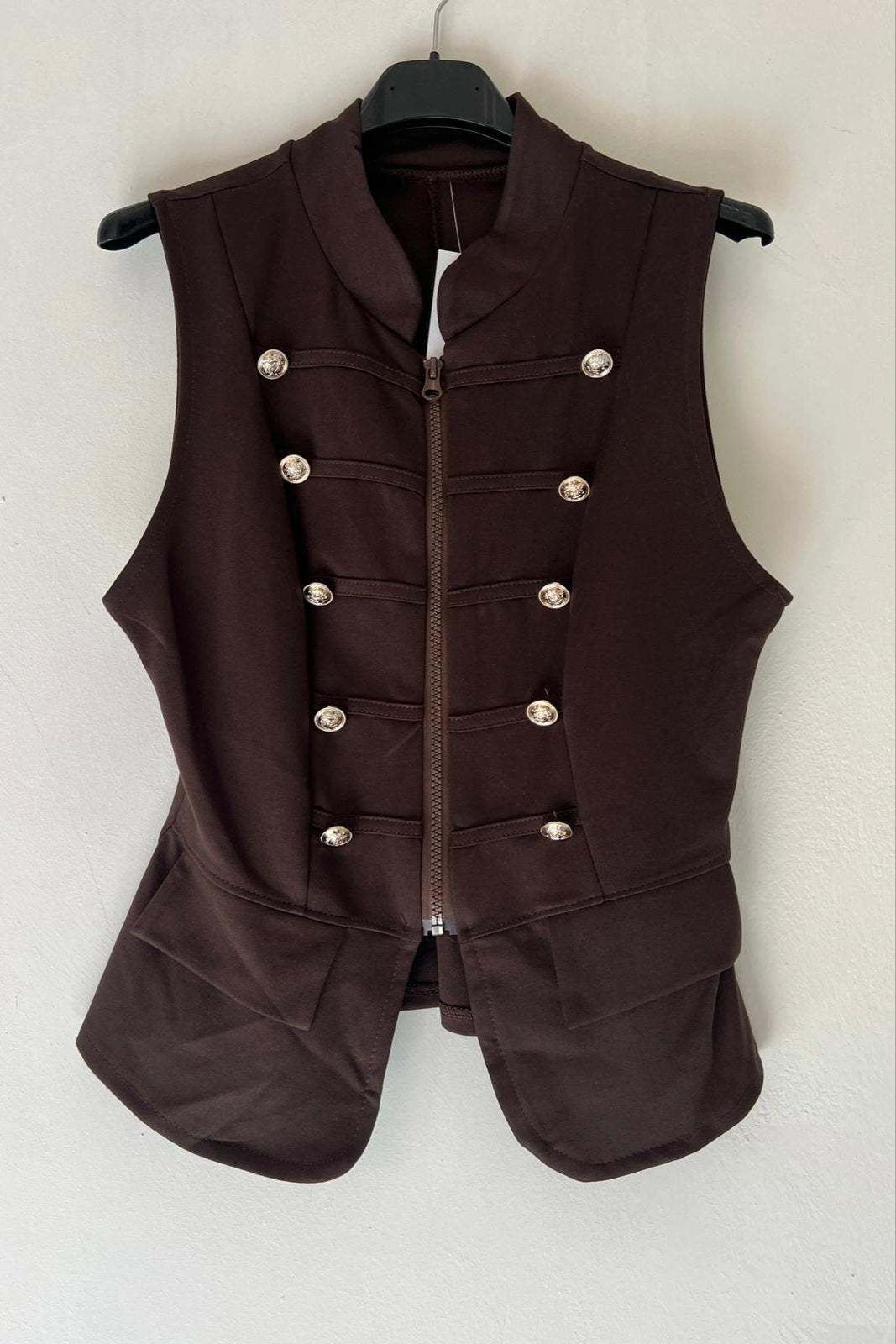 Gilet con bottoni