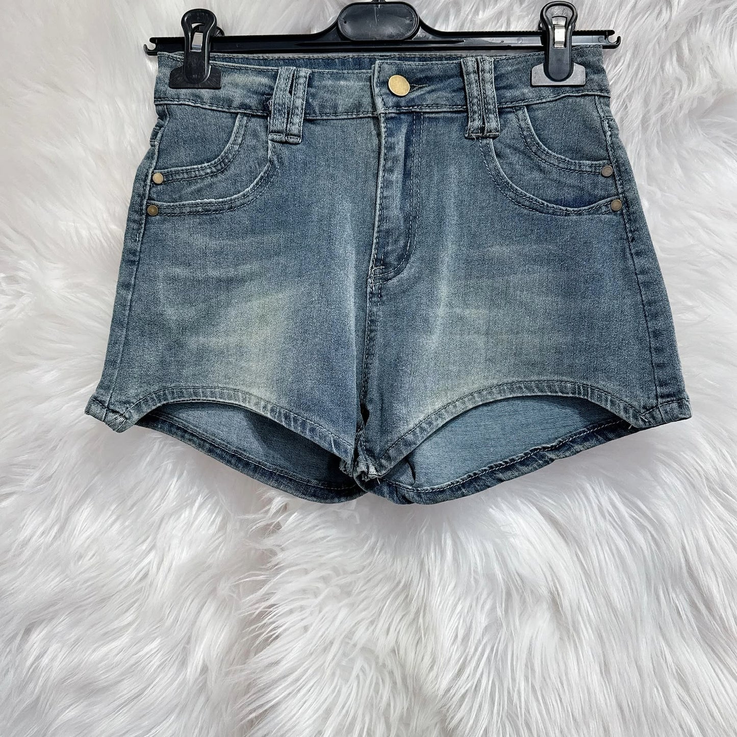 Shorts in Jeans