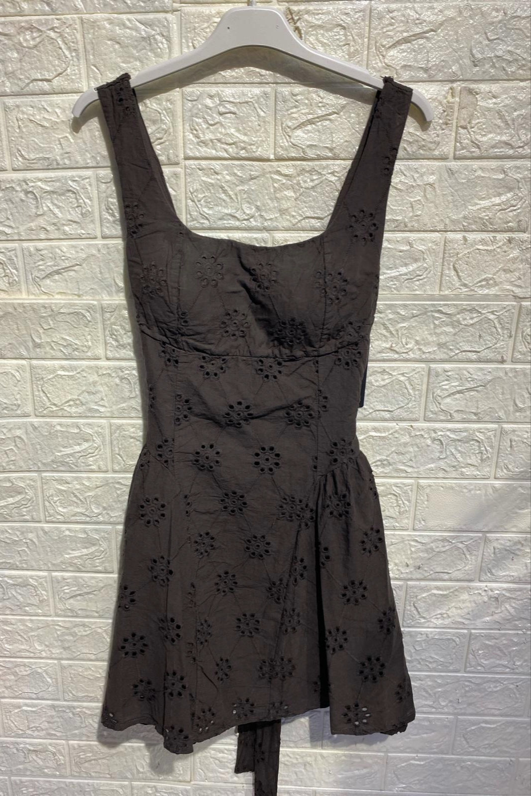 Dress Dolly