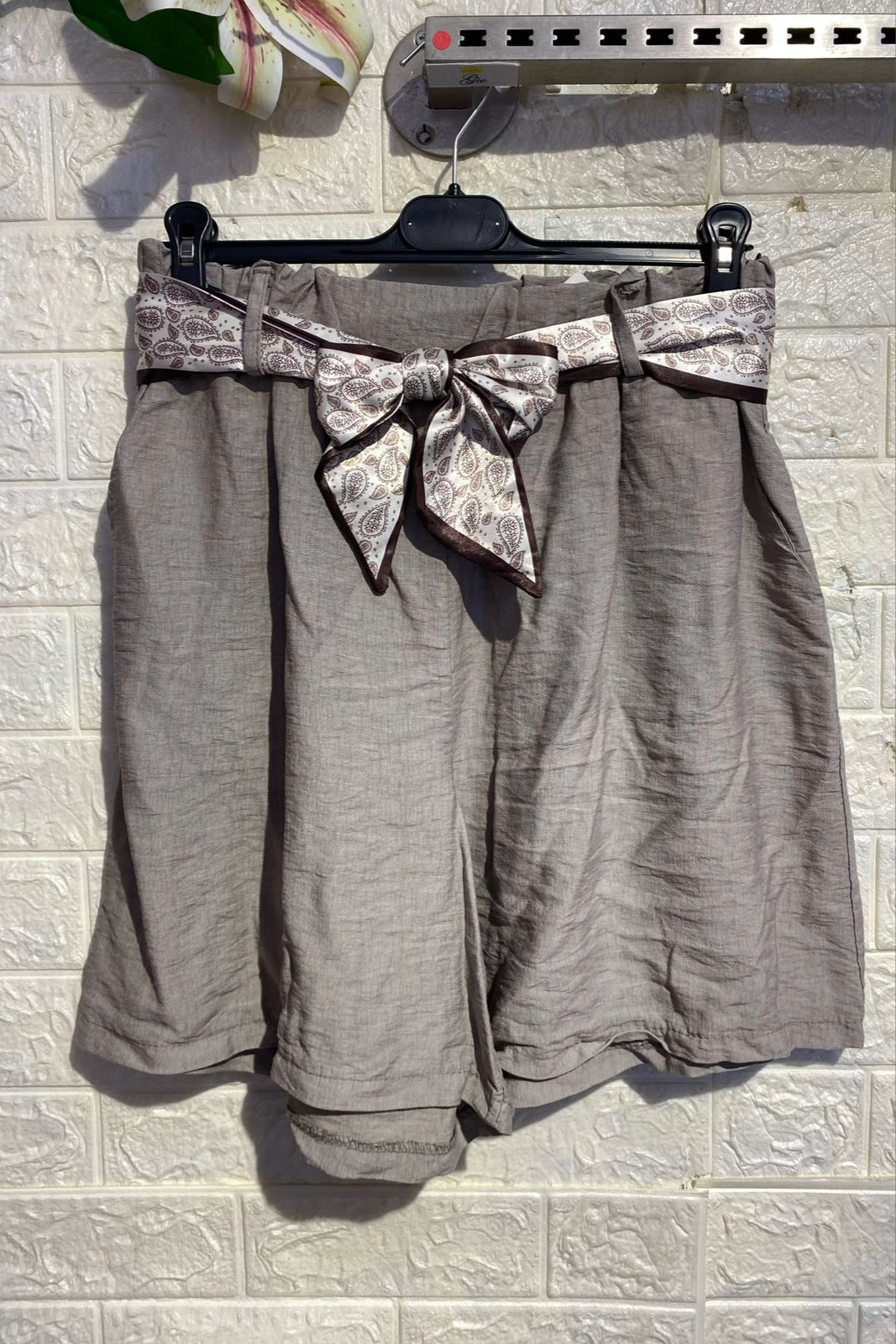 Shorts in viscosa