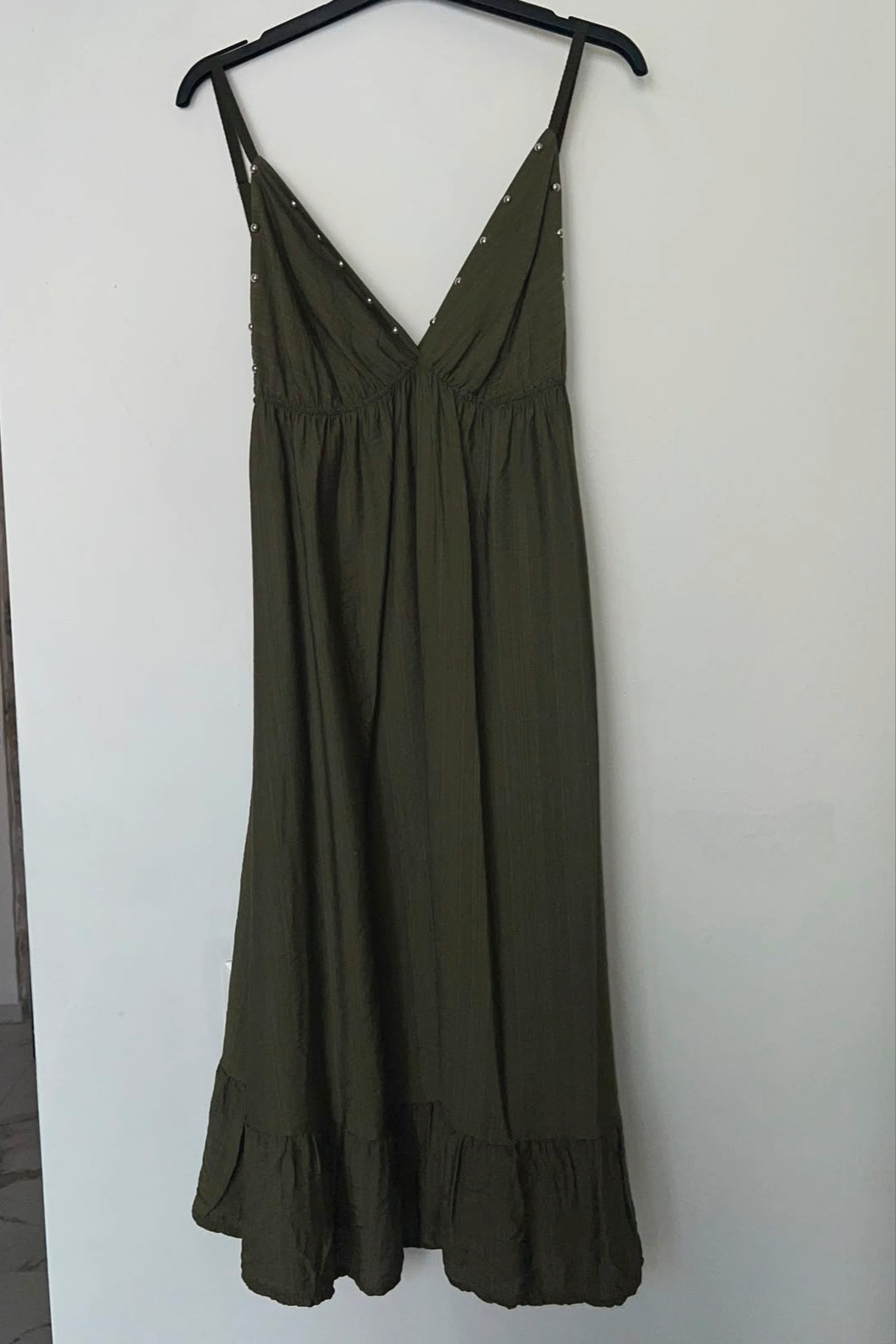 Dress con borchie