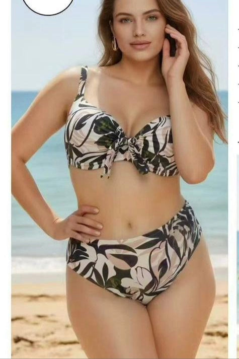 Costume Curvy Girls
