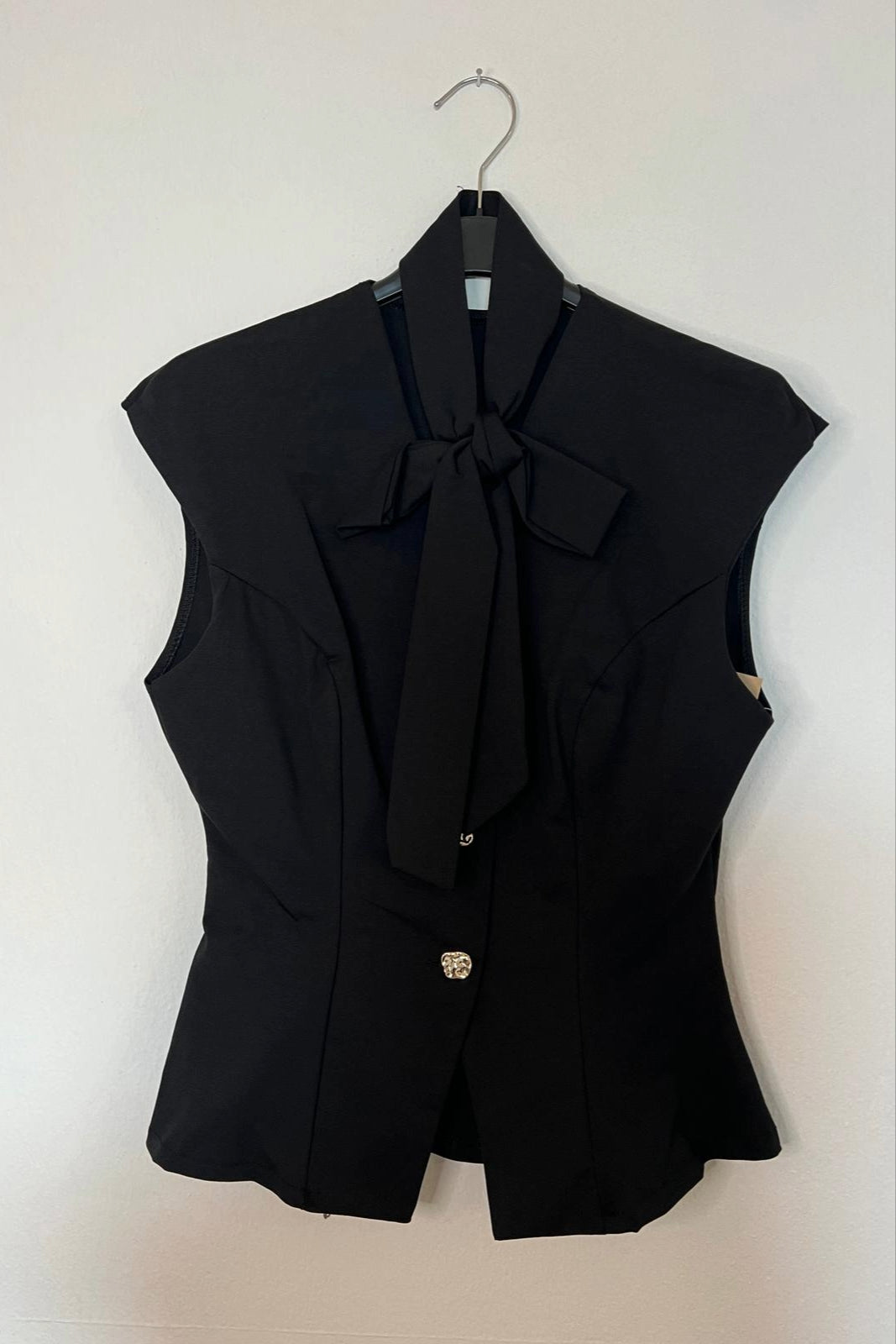 Gilet con laccetto